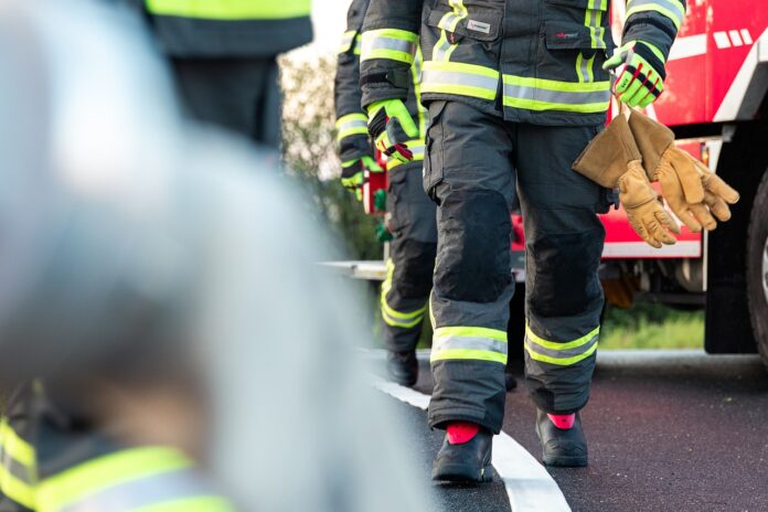 Palermo, incendio a causa dello scoppio della batteria di una bici